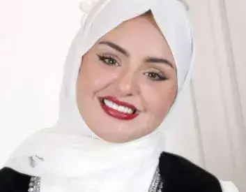 Sarah-Alheiwidi-website-photo-353x275-c-default